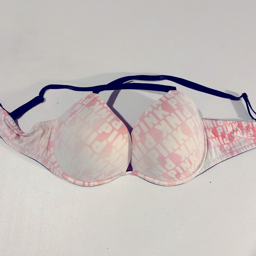 PINK wear everywhere super push up